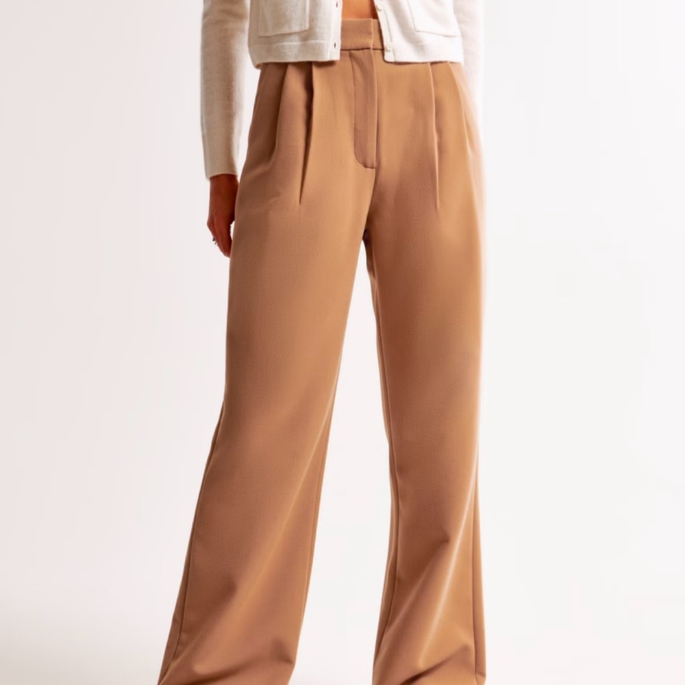 Abercrombie Sloan Trouser in tan